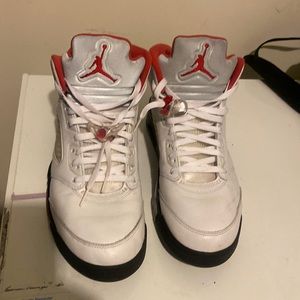 Jordan 5 good shape size 12